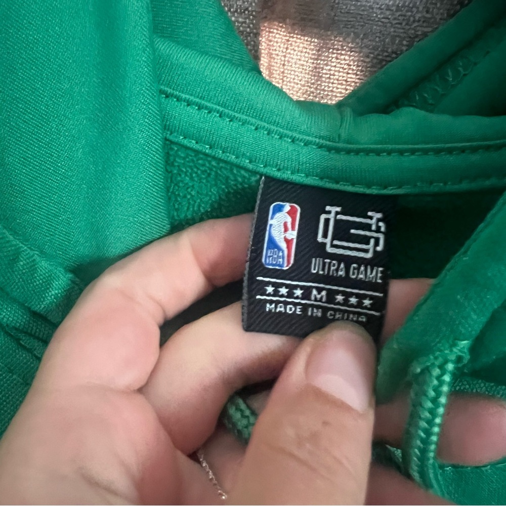 NBA Ultra Game Green Boston Celtics Hoodie Size Medium - Picture 8 of 13